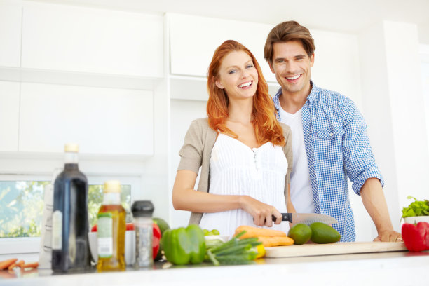 他们喜欢一起做饭图片下载