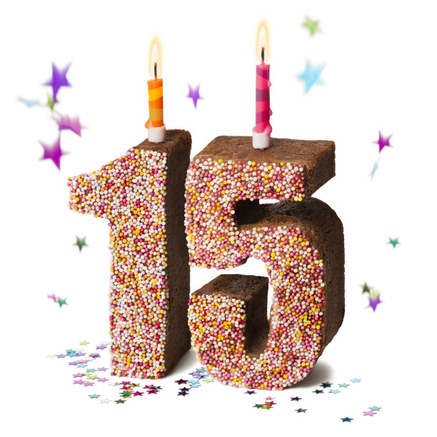 15号15巧克力生日蛋糕图片下载