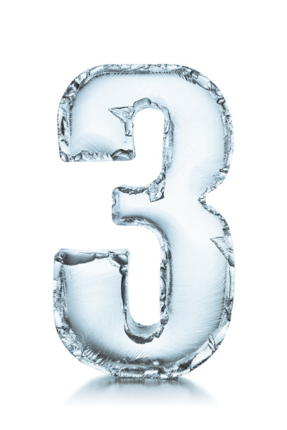 3 .冰冻的冰块图片下载