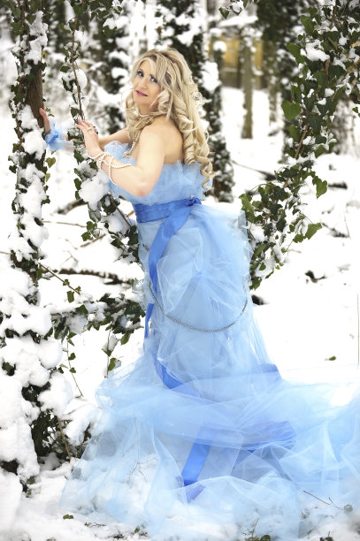 白雪女王图片下载