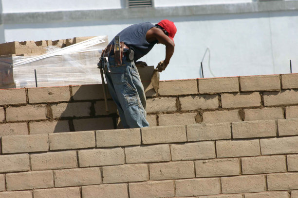 工作中的男人5系列图片下载