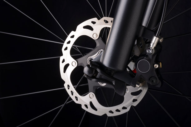 山地车盘式制动器/车轮的特写图片下载