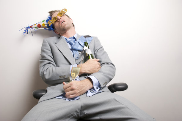 太多的新年香槟图片下载