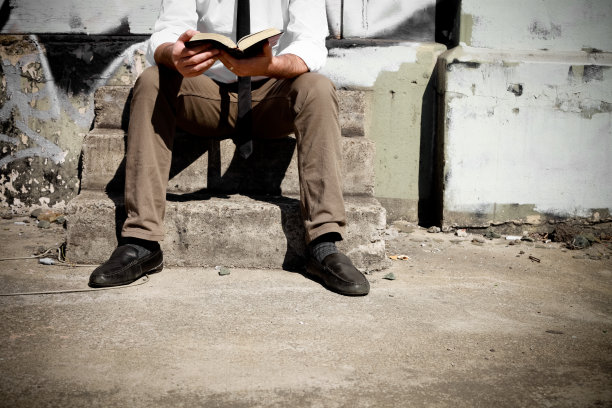 上帝的人图片下载