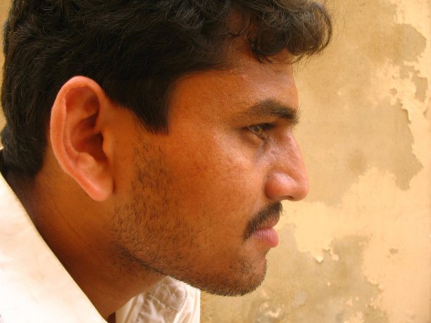 自信的亚洲人图片下载