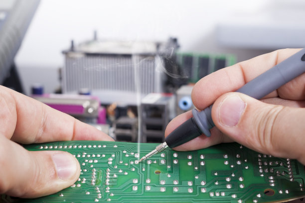 焊接电子野猪图片下载