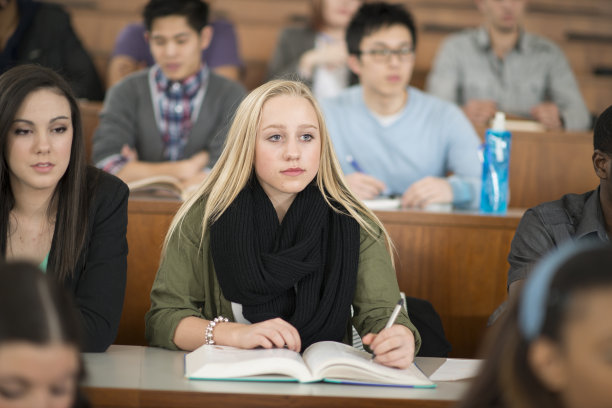 学生记笔记图片下载