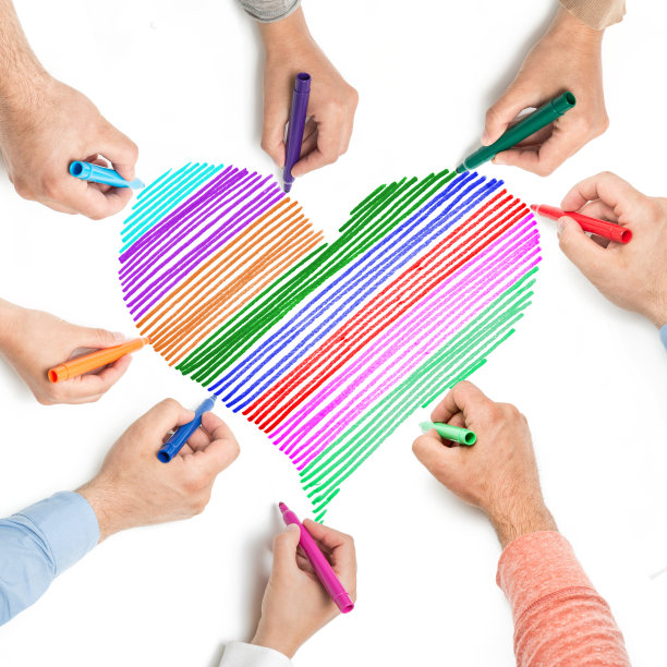 彩色的心图片下载