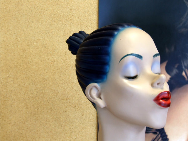 等着你的一个吻?图片下载