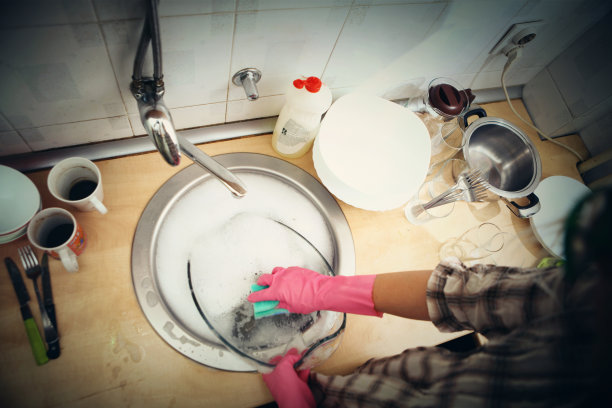 洗碗。图片下载