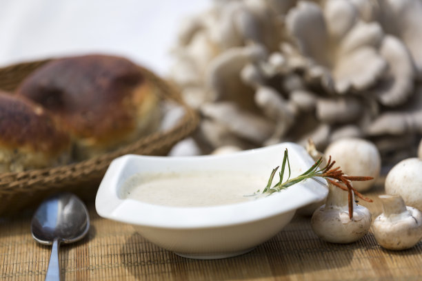 蘑菇汤图片下载