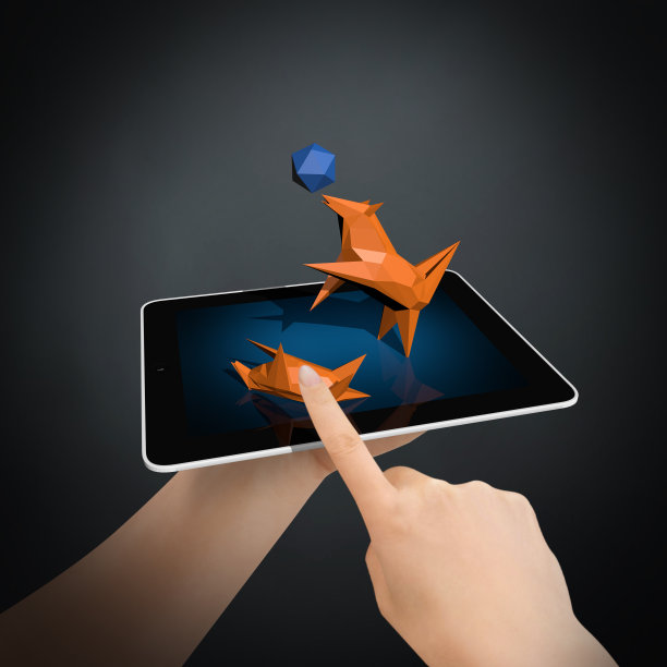 新一代平板电脑上的虚拟动物之爱图片下载