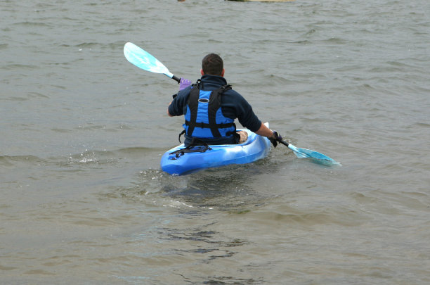 海上皮划艇图片下载