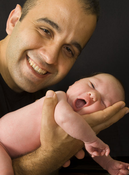 父亲和他的孩子图片下载