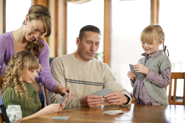 家庭时间图片下载