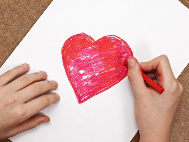 画一颗心图片下载