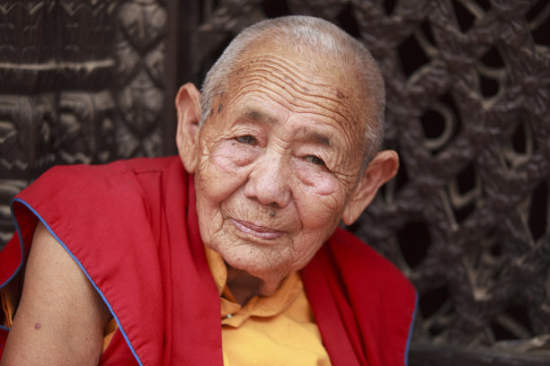 西藏尼姑图片下载