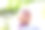 在花园里快乐的资深亚洲女人的肖像图片下载