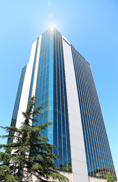 摩天大楼和太阳图片下载