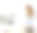 女建筑师看着蓝图。图片下载