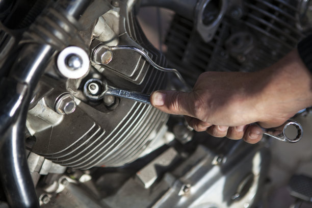 摩托车发动机维修图片下载