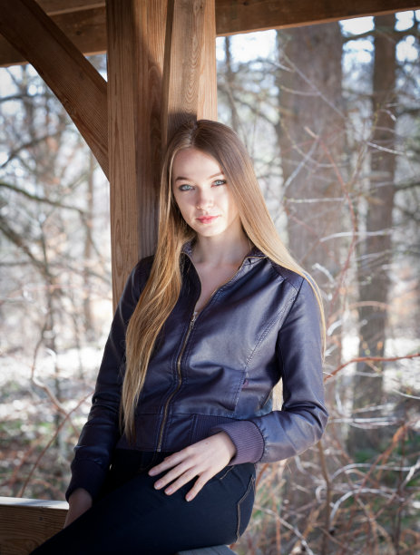 年轻女装模特图片下载