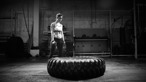 与健身房面对面图片下载