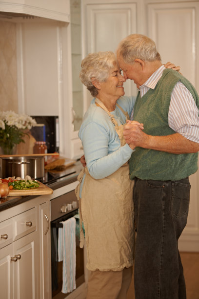 吃饭时间的感情图片下载