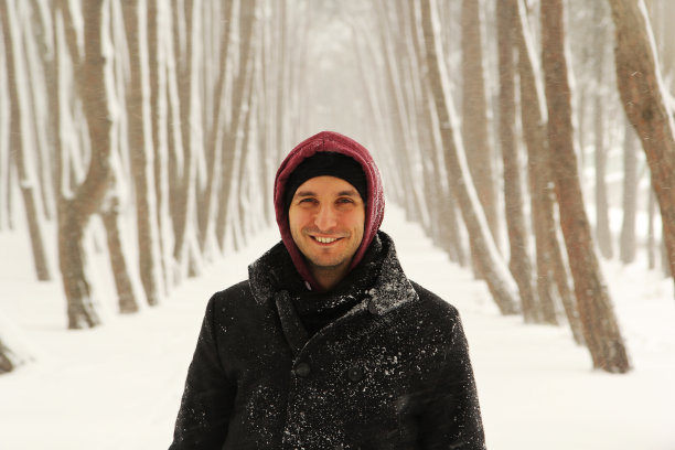 冬季男人图片下载