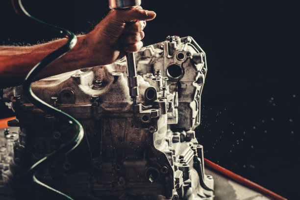 CVT变速箱修理近景素材图片