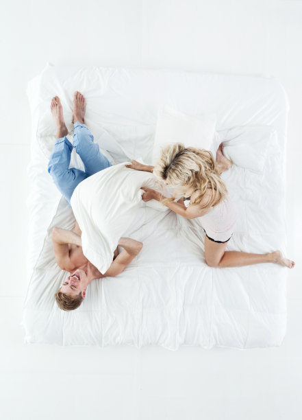 几个枕头战斗图片下载