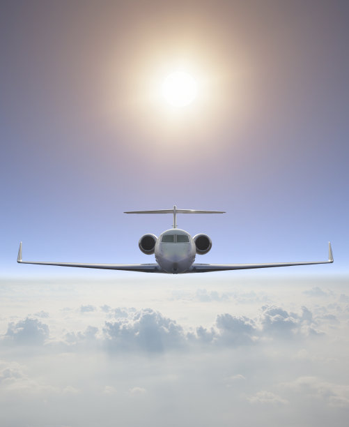 私人飞机飞过云层图片下载