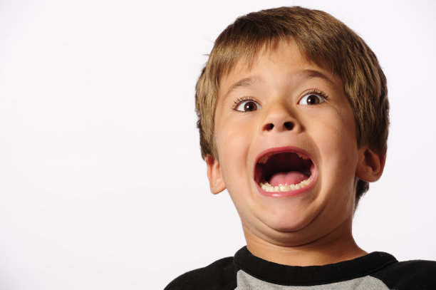 年轻的男孩图片下载