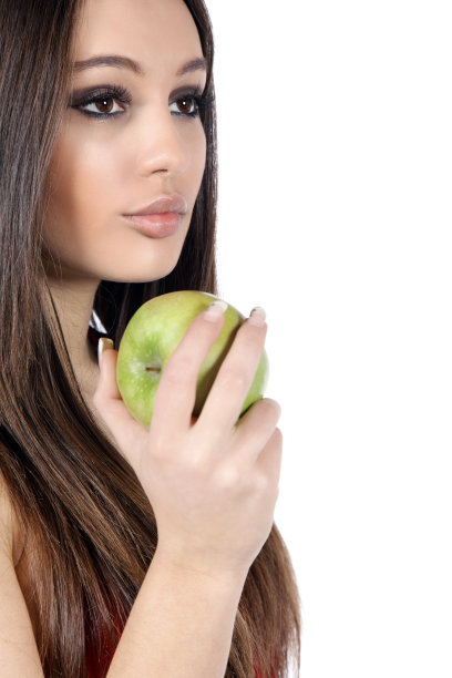 带着青苹果的漂亮姑娘图片下载