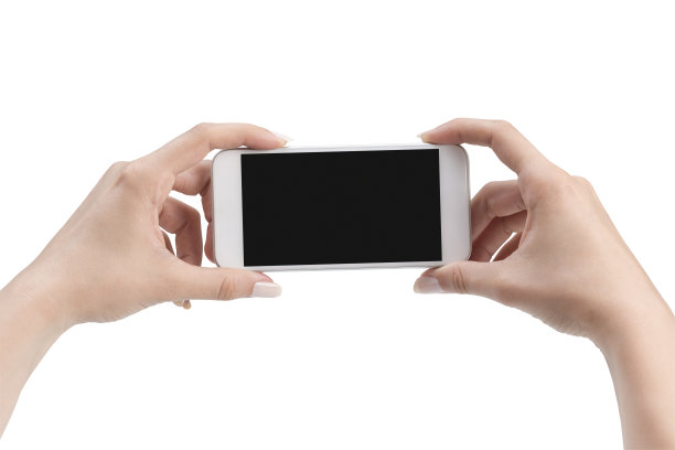 女人用智能手机和路径图片下载