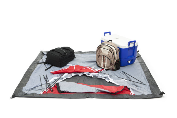 露营帐篷，背包和冷却器图片下载