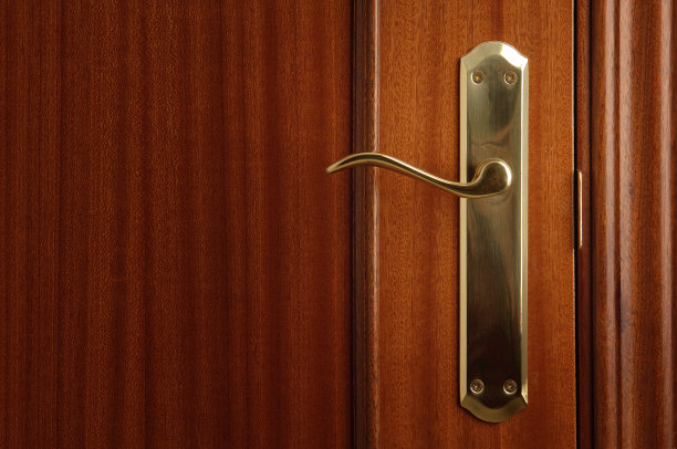 门上的金锁素材图片