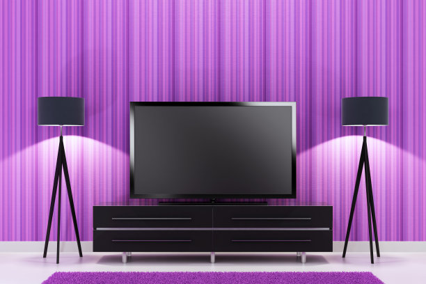 粉红色的电视房图片下载