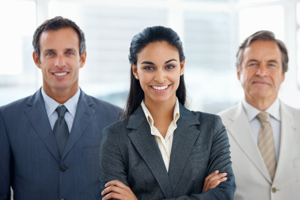 商业同事微笑的肖像图片下载