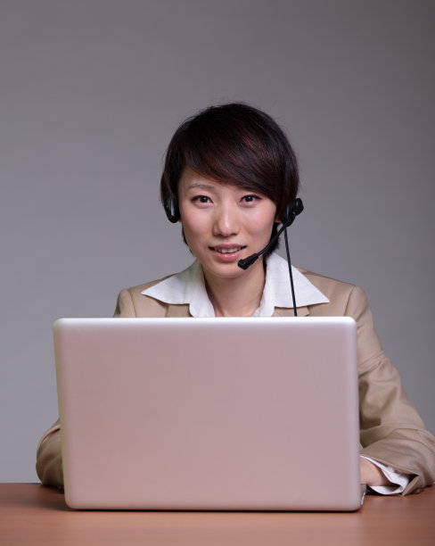 一位在职的亚洲女商人图片下载