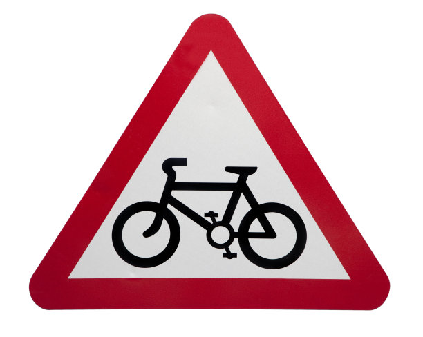 红色三角形警告标志，黑色自行车在白色基础上图片下载