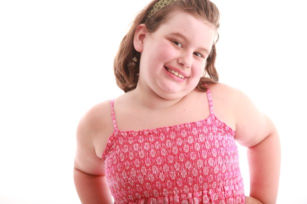 年轻快乐的女孩微笑图片下载