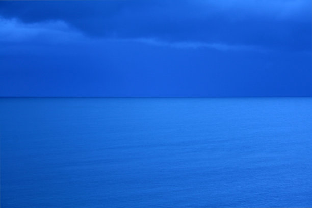 风暴正在酝酿图片下载