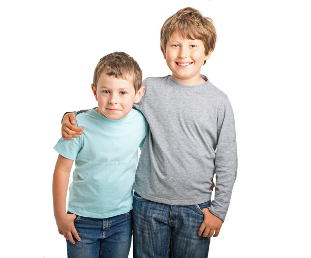 快乐的两个兄弟图片下载