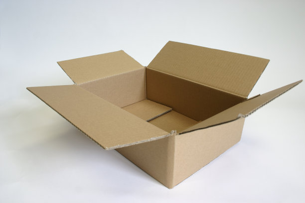 打开纸板箱在白色背景图片下载