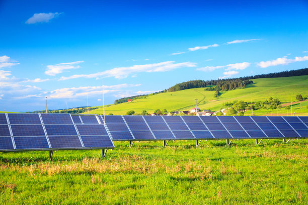 太阳能发电站-绿色景观XXXL形象素材图片