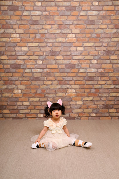 猫的女孩图片下载