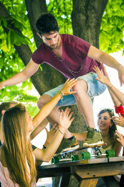 滑板上的表图片下载