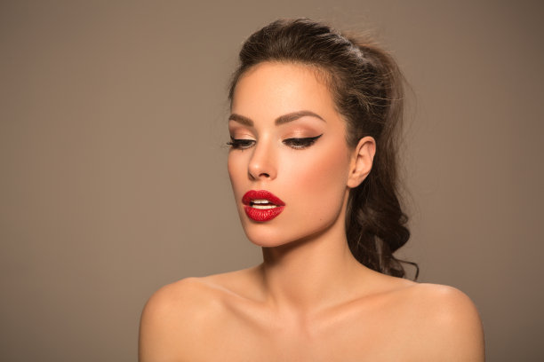 美丽的女人。图片下载