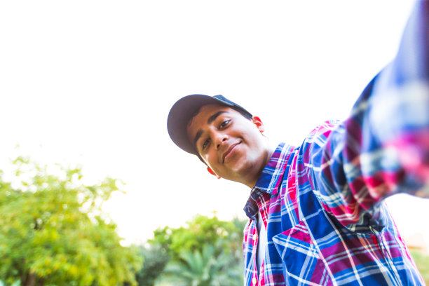 这张自拍只为你准备！图片下载